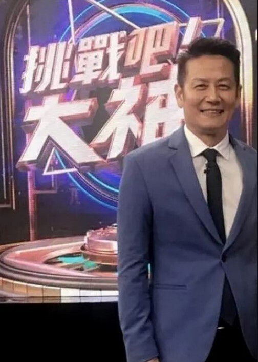 森林第一集相遇. - 黑丝制服
